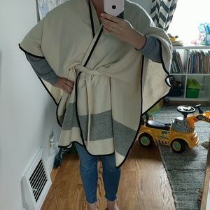 Ann Taylor Jackets & Coats - Ann Taylor draped wool cape Ann Taylor Jackets & Coats - Ann Taylor draped wool cape